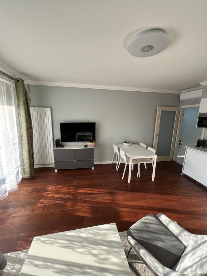 The Dante Prague - Family Apartments With Free Parking エクステリア 写真