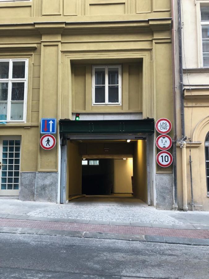 The Dante Prague - Family Apartments With Free Parking エクステリア 写真
