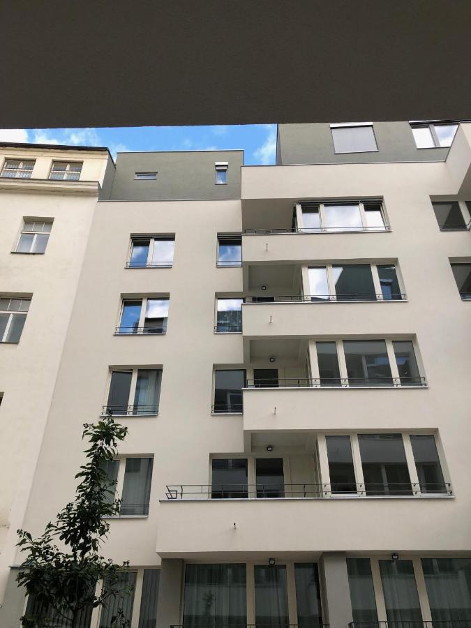 The Dante Prague - Family Apartments With Free Parking エクステリア 写真